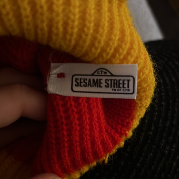 Vintage Sesame Street kids Big Bird winter hat. - Picture 4 of 5